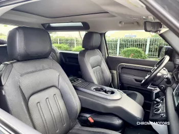LAND ROVER DEFENDER P400 FIRST EDITION 2021 MODEL YEAR