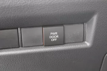 TOYOTA GRANVIA PREMIUM 3.5L PETROL RWD 2023 MODEL YEAR WHITE
