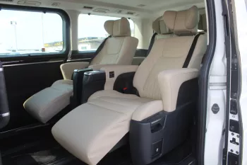 TOYOTA GRANVIA PREMIUM 3.5L PETROL RWD 2023 MODEL YEAR WHITE