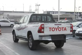 TOYOTA HILUX S-GLX 2.4L DIESEL 4WD 2024 MODEL YEAR WHITE