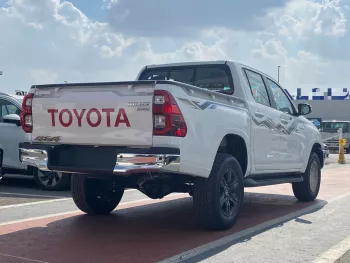 TOYOTA HILUX 2.8L DIESEL PICKUP 2024 MODEL YEAR WHITE COLOR