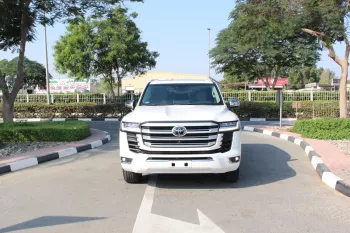 Toyota Land Cruiser  VXR TWIN TURBO 2022  ALFUTIEM AGENCY UNDER WARRANTY + CONTRACT SERVICE VXR