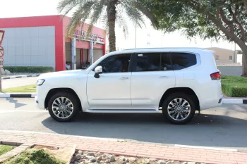Toyota Land Cruiser  VXR TWIN TURBO 2022  ALFUTIEM AGENCY UNDER WARRANTY + CONTRACT SERVICE VXR