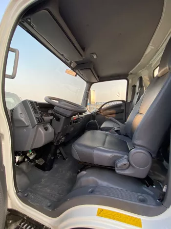 ISUZU NPR 85H 3.0L DIESEL 4.2 TON CHASSIS - MANUAL - 2023 MODEL YEAR