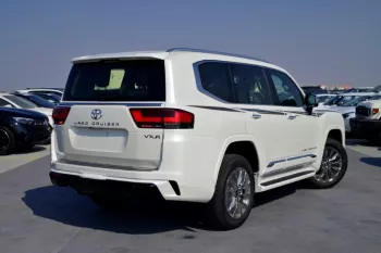 TOYOTA LAND CRUISER VXR V6 4.0L PETROL 2024 MODEL YEAR