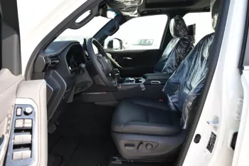 TOYOTA LAND CRUISER VXR V6 4.0L PETROL 2024 MODEL YEAR