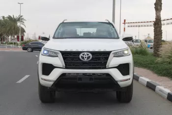 TOYOTA FORTUNER 2.7L PETROL 4WD FULL OPTION 2022 MODEL YEAR