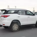 TOYOTA FORTUNER 2.7L PETROL 4WD FULL OPTION 2022 MODEL YEAR - Thumbnail 4