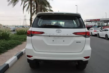 TOYOTA FORTUNER 2.7L PETROL 4WD FULL OPTION 2022 MODEL YEAR