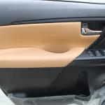 TOYOTA FORTUNER 2.7L PETROL 4WD FULL OPTION 2022 MODEL YEAR - Thumbnail 7