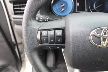 TOYOTA FORTUNER 2.7L PETROL 4WD FULL OPTION 2022 MODEL YEAR