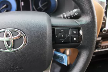 TOYOTA FORTUNER 2.7L PETROL 4WD FULL OPTION 2022 MODEL YEAR