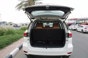 TOYOTA FORTUNER 2.7L PETROL 4WD FULL OPTION 2022 MODEL YEAR