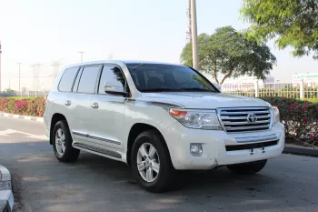 TOYOTA LAND CRUISER GXR V8 2014 ALFUTIEM AGENCY PERFECT CONDATION NO ACCIDENT NO PAINT