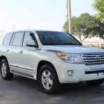 TOYOTA LAND CRUISER GXR V8 2014 ALFUTIEM AGENCY PERFECT CONDATION NO ACCIDENT NO PAINT - Thumbnail 1