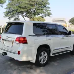 TOYOTA LAND CRUISER GXR V8 2014 ALFUTIEM AGENCY PERFECT CONDATION NO ACCIDENT NO PAINT - Thumbnail 3