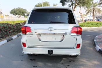 TOYOTA LAND CRUISER GXR V8 2014 ALFUTIEM AGENCY PERFECT CONDATION NO ACCIDENT NO PAINT