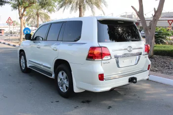 TOYOTA LAND CRUISER GXR V8 2014 ALFUTIEM AGENCY PERFECT CONDATION NO ACCIDENT NO PAINT