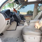 TOYOTA LAND CRUISER GXR V8 2014 ALFUTIEM AGENCY PERFECT CONDATION NO ACCIDENT NO PAINT - Thumbnail 8