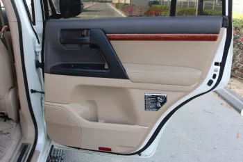 TOYOTA LAND CRUISER GXR V8 2014 ALFUTIEM AGENCY PERFECT CONDATION NO ACCIDENT NO PAINT