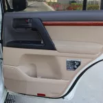 TOYOTA LAND CRUISER GXR V8 2014 ALFUTIEM AGENCY PERFECT CONDATION NO ACCIDENT NO PAINT - Thumbnail 15