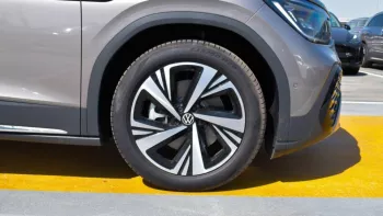 Volkswagen ID.6 CROZZ PRO 2022 electric car