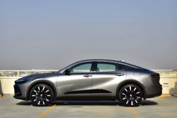 TOYOTA CROWN PLATINUM HYBRIDMAX 2023 MODEL YEAR 2.4L AWD – TWO TONE