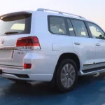 Toyota Land Cruiser 5.7 Petrol 2016 Model Year White - Thumbnail 4