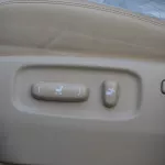 Toyota Land Cruiser 5.7 Petrol 2016 Model Year White - Thumbnail 12