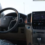 Toyota Land Cruiser 5.7 Petrol 2016 Model Year White - Thumbnail 18