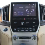 Toyota Land Cruiser 5.7 Petrol 2016 Model Year White - Thumbnail 19