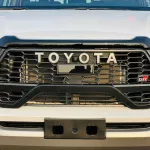 Toyota Hilux GR Sport 4.0L 2024 Model Year White Color - Thumbnail 14