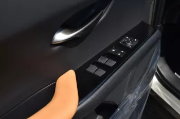2023 LEXUS UX200 PREMIER 2.0L PETROL AT