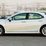 Toyota Camry GLE 2.5L Sedan FWD 2023 Model Year - Thumbnail 5