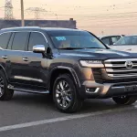 Toyota Land Cruiser VXR Full Option 5.7L Petrol 4wd 2017 Model Year - Thumbnail 2