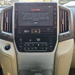 Toyota Land Cruiser VXR Full Option 5.7L Petrol 4wd 2017 Model Year - Thumbnail 11