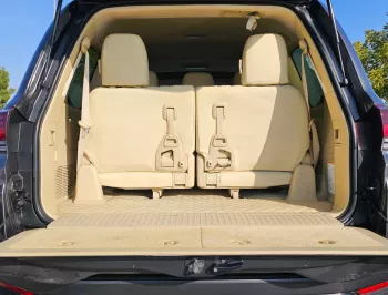 Toyota Land Cruiser VXR Full Option 5.7L Petrol 4wd 2017 Model Year