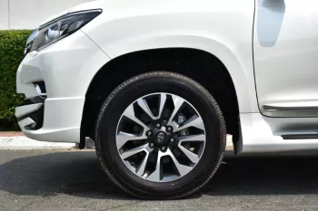 2023 TOYOTA PRADO VXR+ V6 4.0L PETROL