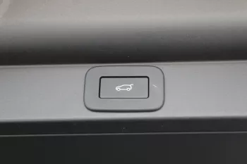RANGE ROVER AUTOBIOGRAPHY SE300PS DIESEL 2023 MODEL YEAR BLACK