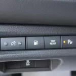 Nissan Xterra 2.5L Petrol Awd 2023 Model Year White Color - Thumbnail 8