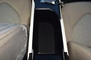 TOYOTA CAMRY GLE 2024 MODEL YEAR HYBRID 2.5L E-CVT
