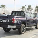 TOYOTA HILUX SRS 2.7L PETROL 2023 MODEL YEAR BLUE INSIDE BLACK - Thumbnail 6