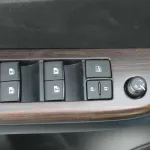 TOYOTA HILUX SRS 2.7L PETROL 2023 MODEL YEAR BLUE INSIDE BLACK - Thumbnail 8