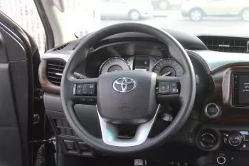 TOYOTA HILUX SRS 2.7L PETROL 2023 MODEL YEAR BLUE INSIDE BLACK