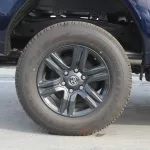 TOYOTA HILUX SRS 2.7L PETROL 2023 MODEL YEAR BLUE INSIDE BLACK - Thumbnail 21