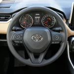 TOYOTA RAV4 XLE 2.0L AWD 2024 MODEL YEAR - Thumbnail 10