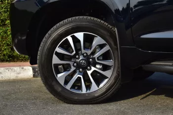2023 TOYOTA PRADO GXR V6 4.0L PETROL