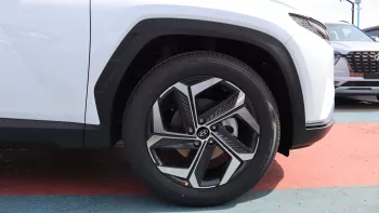 HYUNDAI TUCSON 2024 Model Year 2.0Ltr. Petrol Full Option 4X2