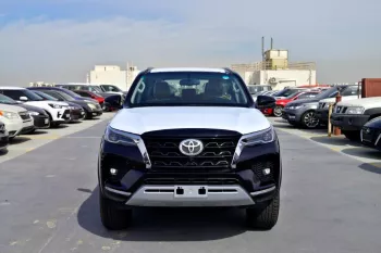 TOYOTA FORTUNER VXR V6 2024 MODEL YEAR 4.0L PETROL