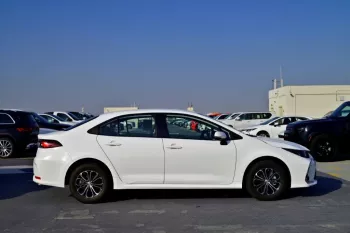 TOYOTA COROLLA XLI 1.6L 2024 MODEL YEAR WHITE COLOR
